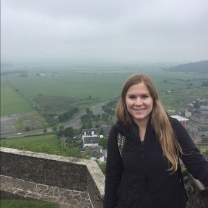 Meet your Posher, Sarah